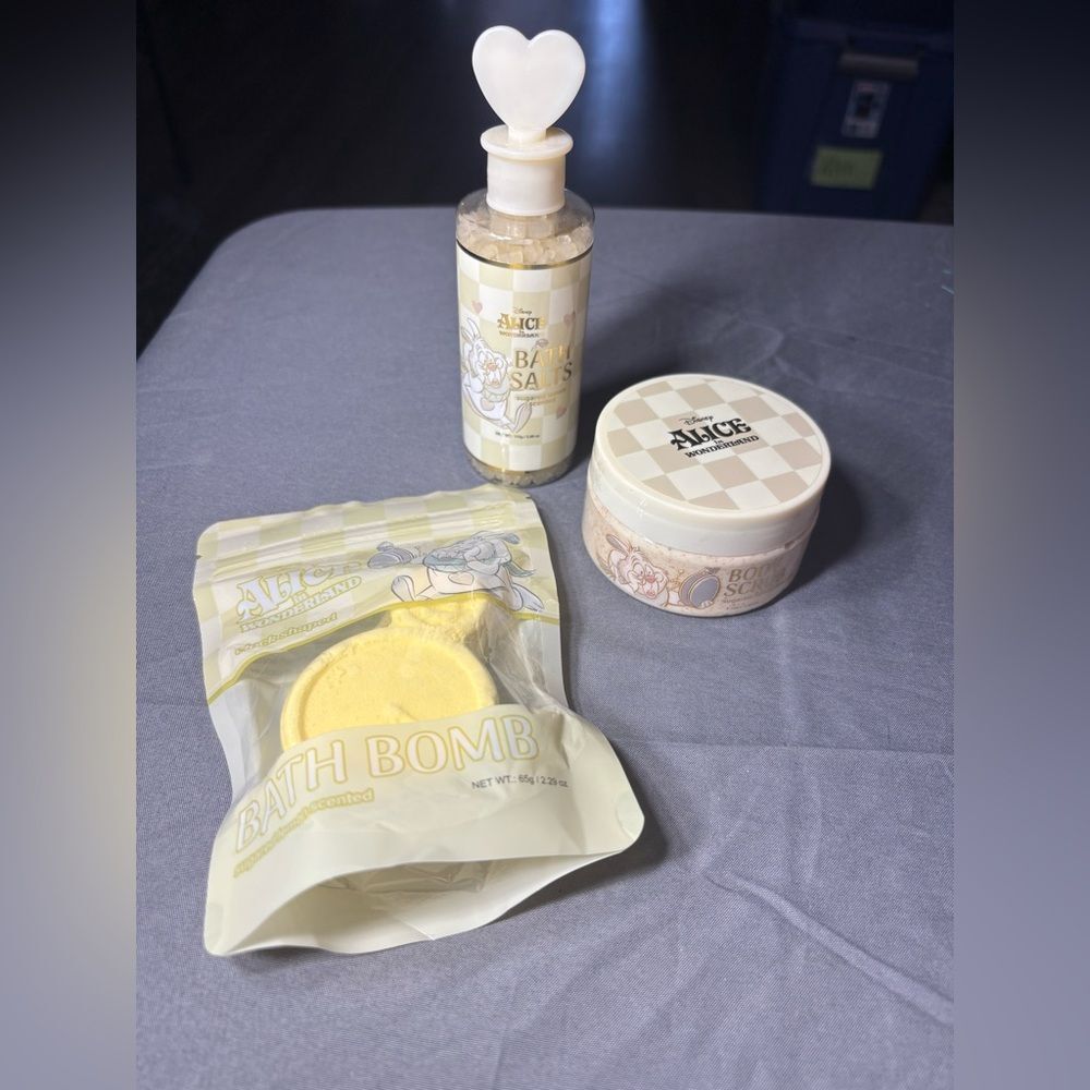 3 New Alice in Wonderland Themed Bath Bundle NWT Sugared Lemon
